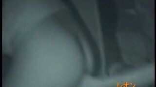 Vitka kučka duge i svijetle kose s velikim dupetom i malim sisama zakucala je svoju mokru mačku u bočne i pseće poze od strane BBC-ja njenog muškarca. Pogledajte taj tvrdi međurasni porno u seks klipu Dog Fart Network!